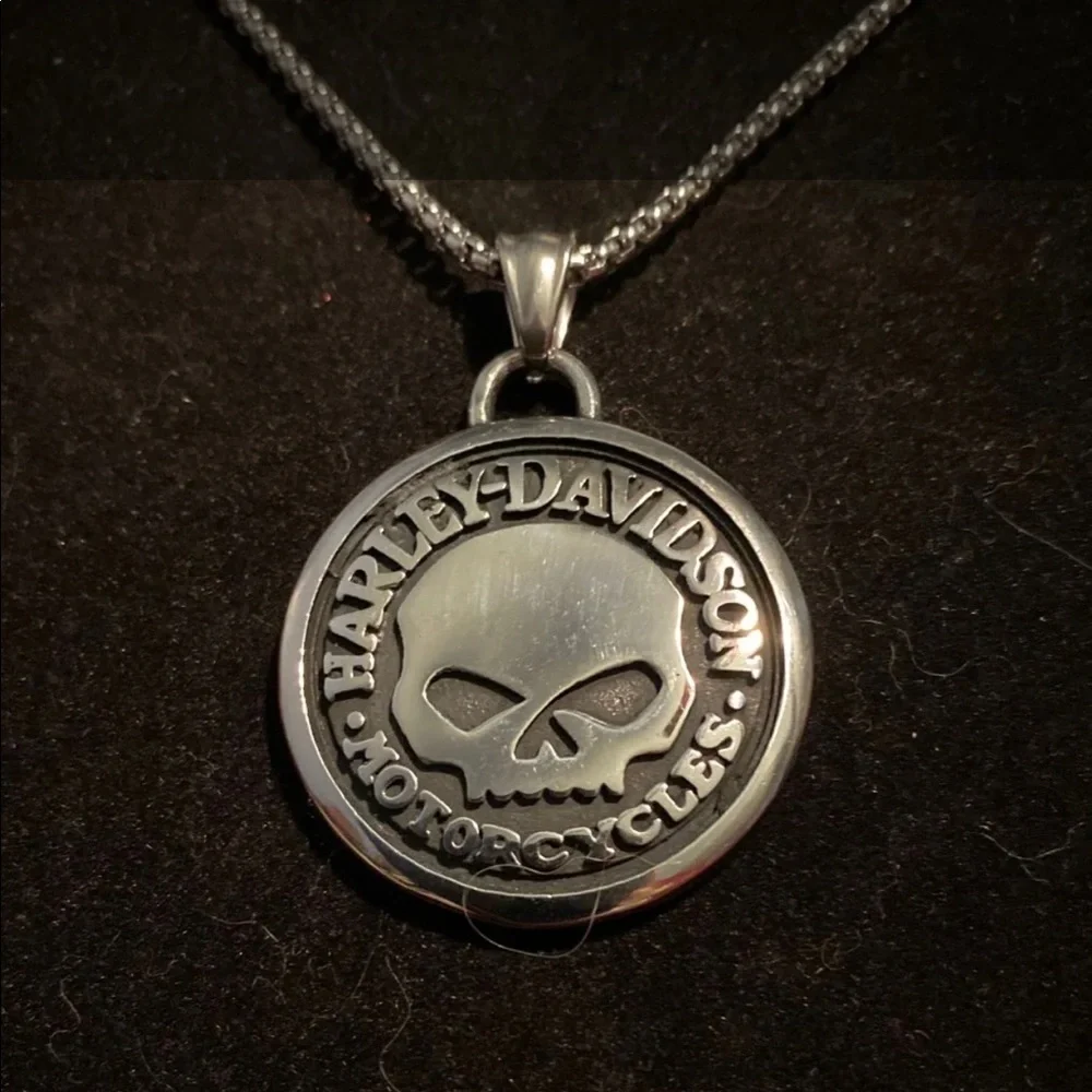 - - Limited! HD Willie G Necklace Valentines Day… - Picture 2 of 4